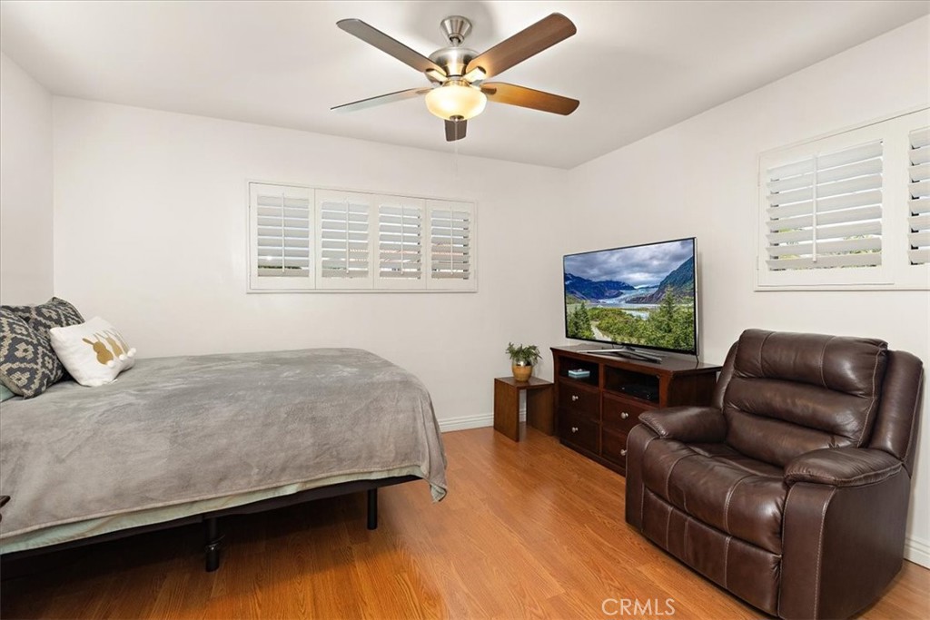 420 West Tichenor Street Compton, CA 90220 - Photo 27 of 53