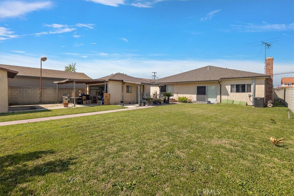 420 West Tichenor Street Compton, CA 90220 - Photo 42 of 53