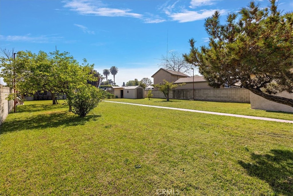 420 West Tichenor Street Compton, CA 90220 - Photo 48 of 53