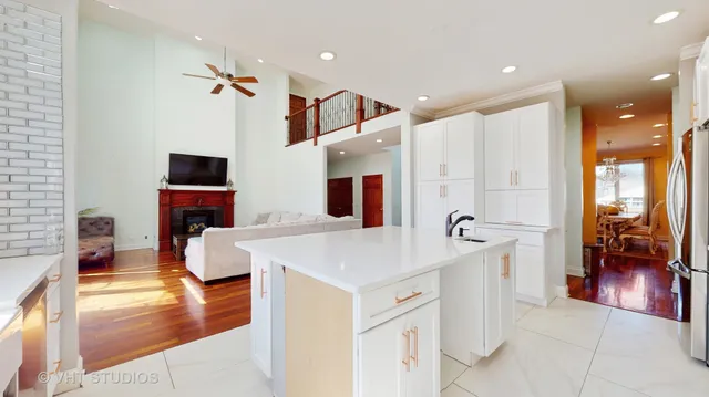 $1,250,000 | 6909 Beckwith Road, Morton Grove, IL 60053