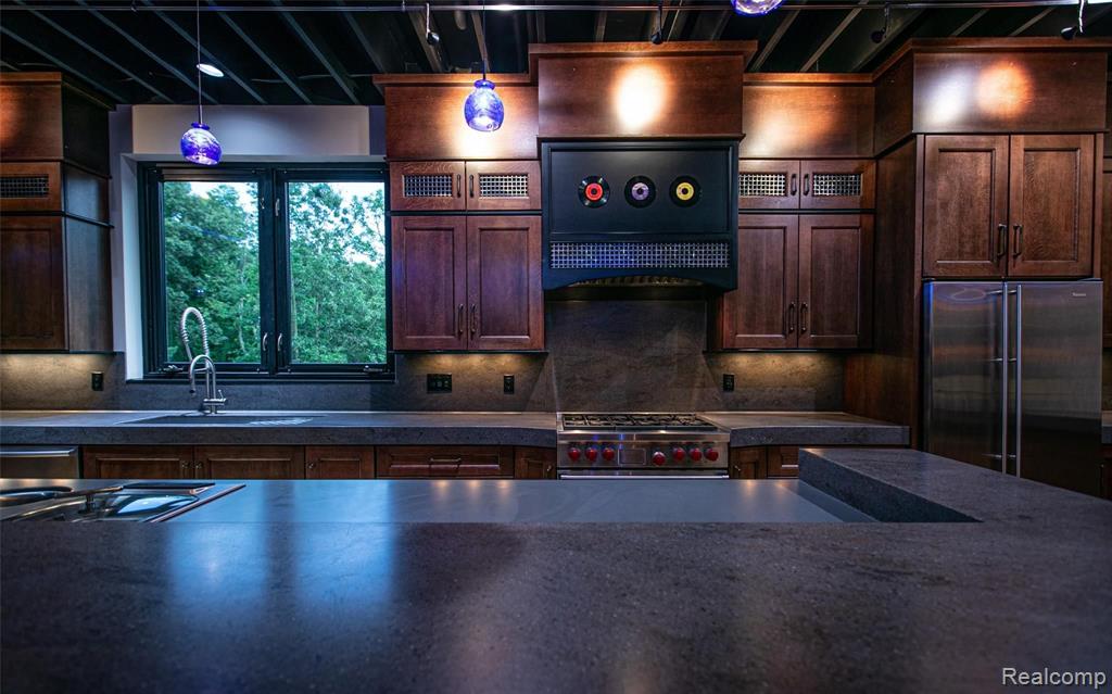 630 Walker Road Leonard, MI 48367 - Photo 10 of 40 Gallery Image 10