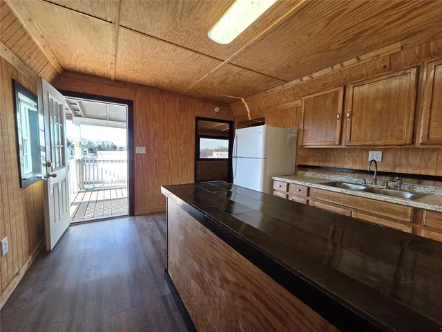 $950 | 302 Carson Circle, Gun Barrel City, TX 75156