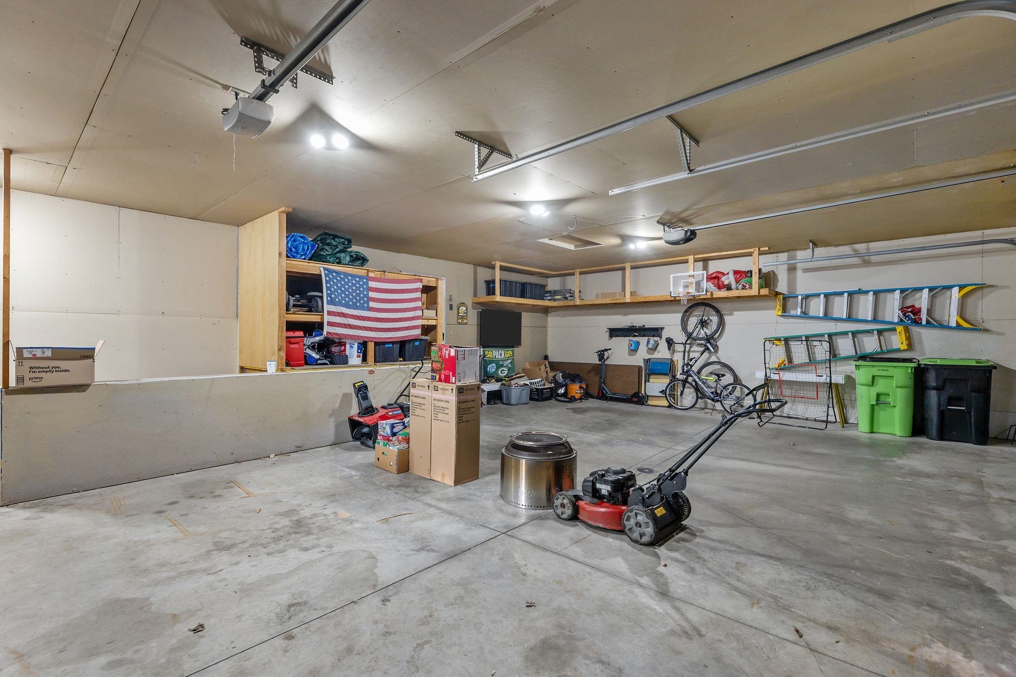 W5546 Mutzy Way Appleton, WI 54915 - Photo 44 of 66
