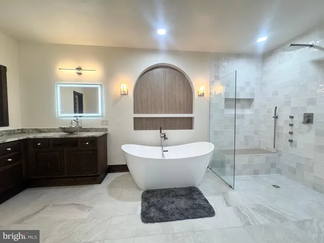 $1,299,900 | 6 Cinderberry Court, Georgetown, DE 19947