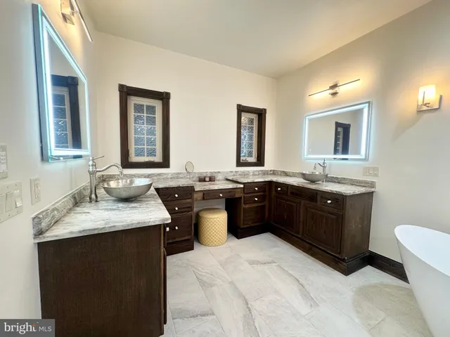 $1,299,900 | 6 Cinderberry Court, Georgetown, DE 19947