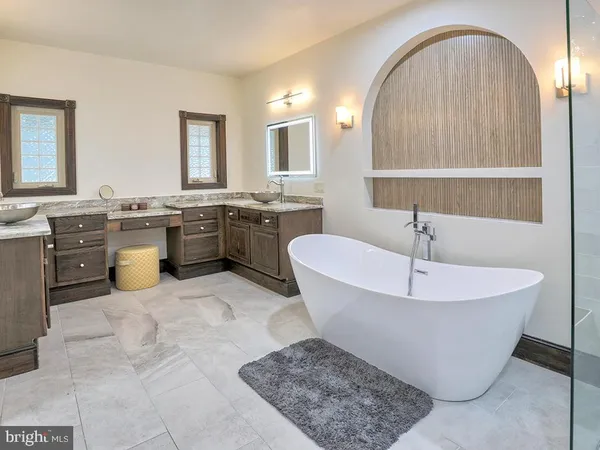 $1,299,900 | 6 Cinderberry Court, Georgetown, DE 19947