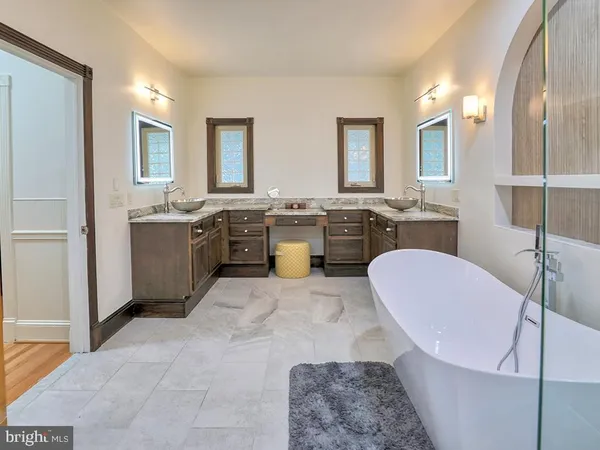 $1,299,900 | 6 Cinderberry Court, Georgetown, DE 19947