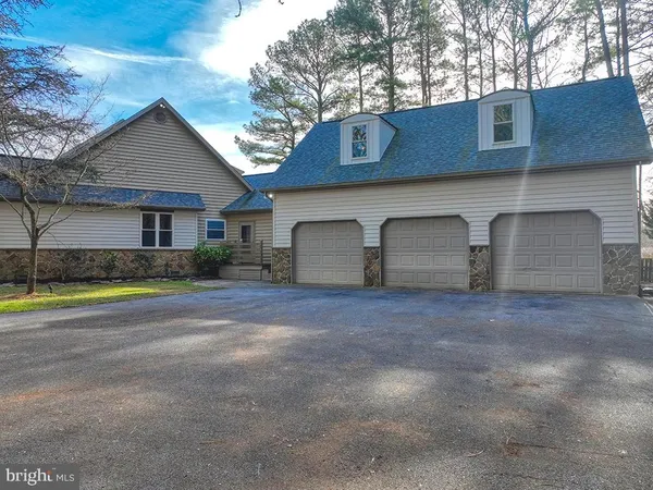 $1,299,900 | 6 Cinderberry Court, Georgetown, DE 19947