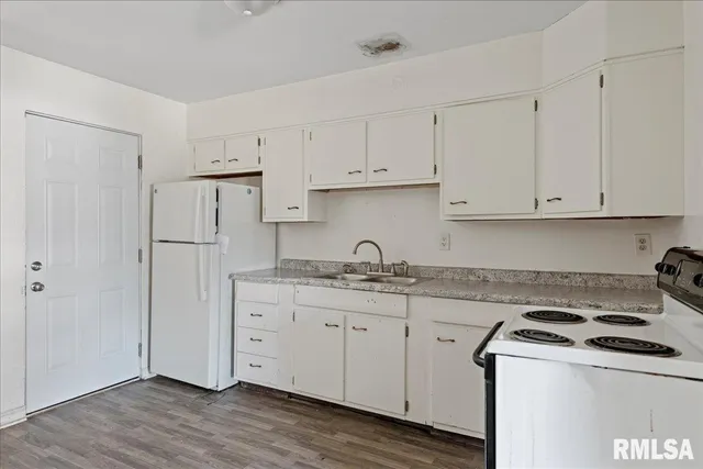 $419,000 | 430 Keys Avenue, Springfield, IL 62702