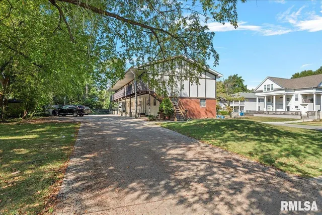 $419,000 | 430 Keys Avenue, Springfield, IL 62702