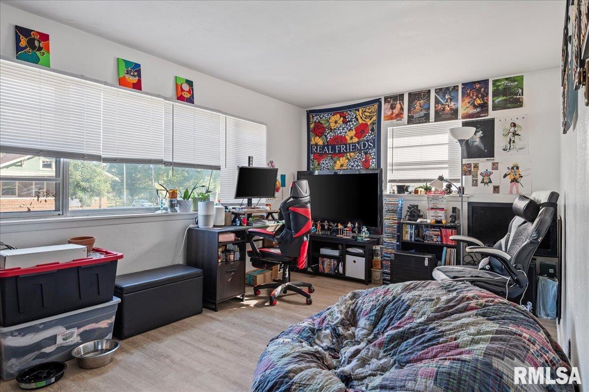 430 Keys Avenue Springfield, IL 62702 - Photo 9 of 34