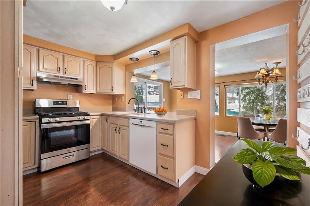 4706 East Willock Road Pittsburgh, PA 15227 - Photo 7 of 29