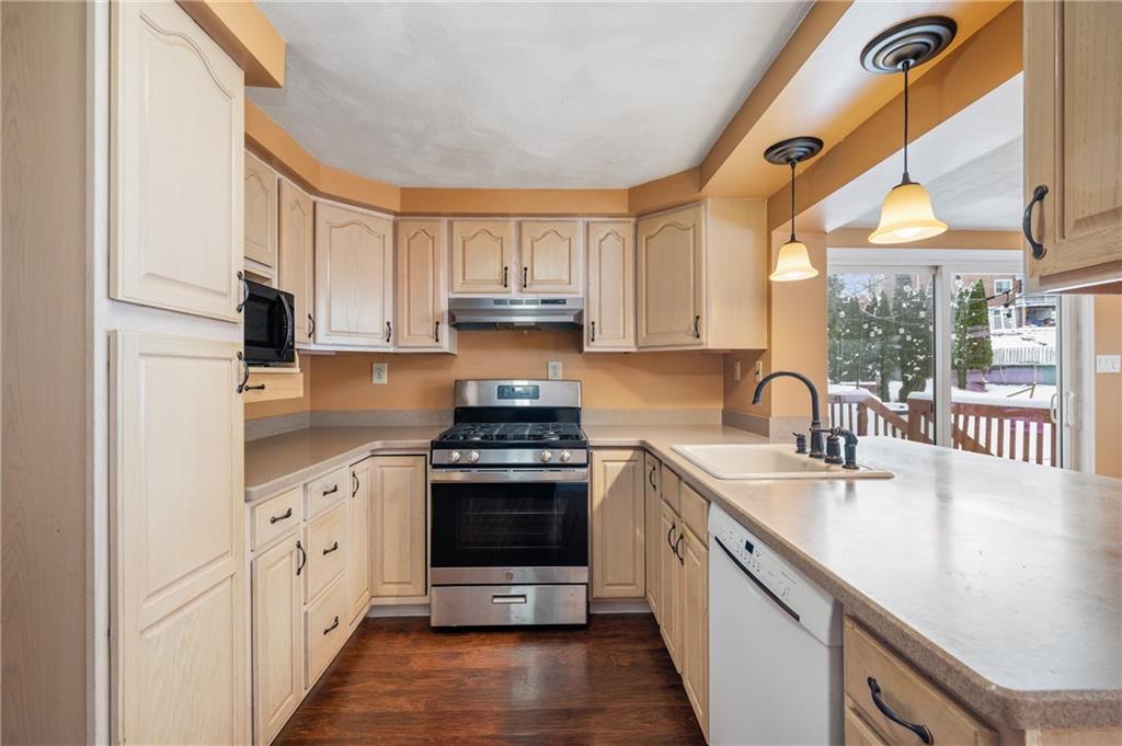 4706 East Willock Road Pittsburgh, PA 15227 - Photo 10 of 29