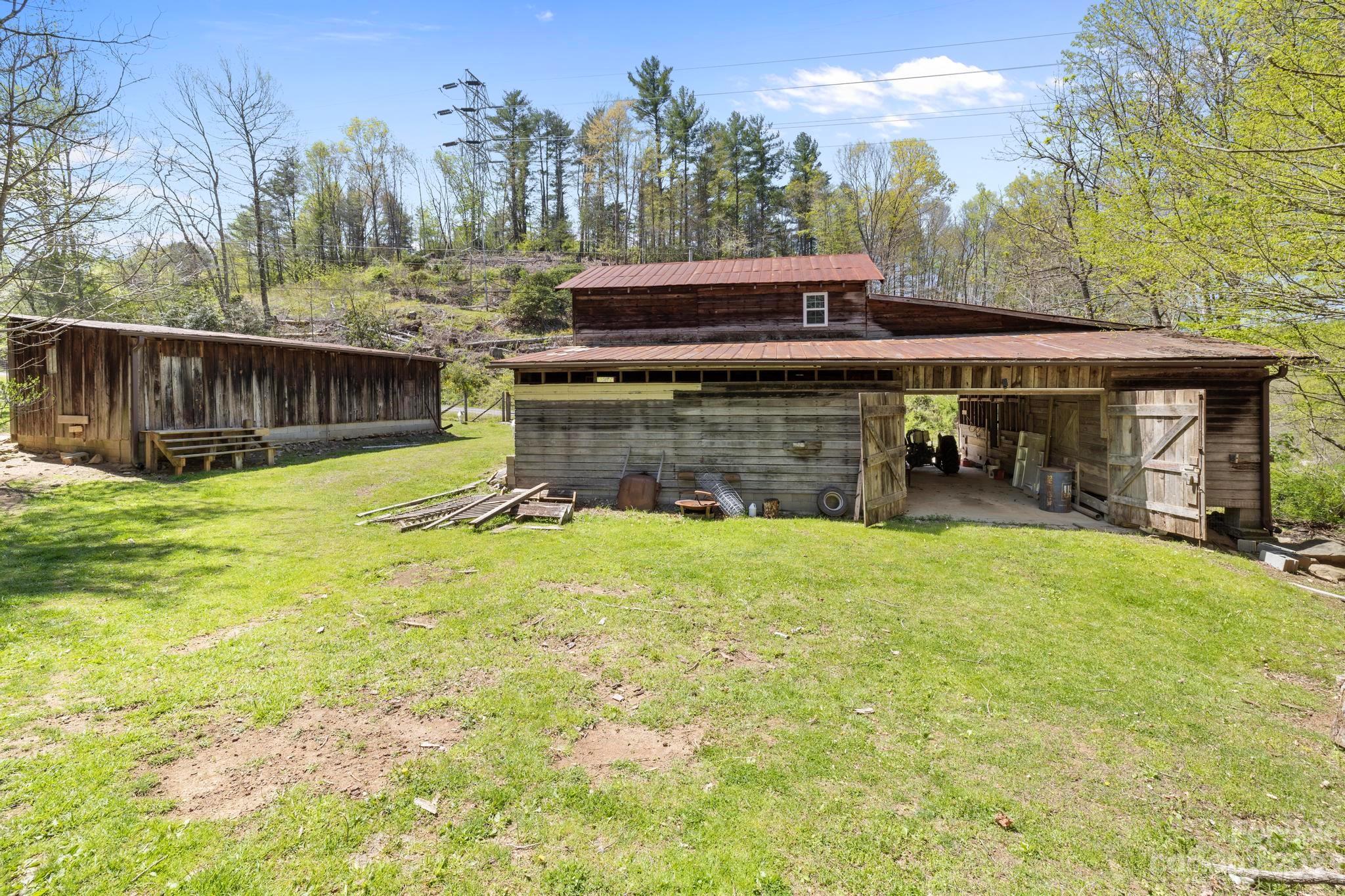 500 Indian Springs Road Clyde, NC 28721 - Photo 5 of 36