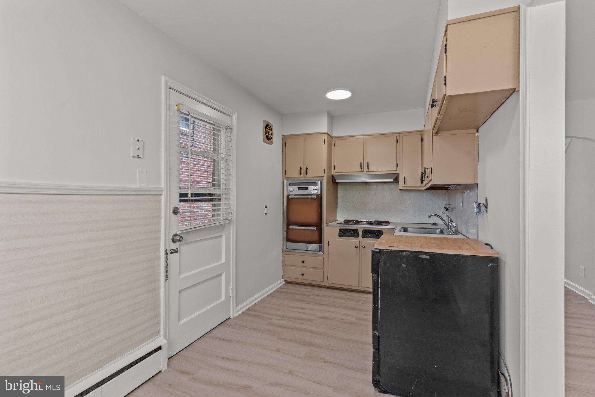 1703 Danforth Street Philadelphia, PA 19152 - Photo 9 of 27 Gallery Image 9