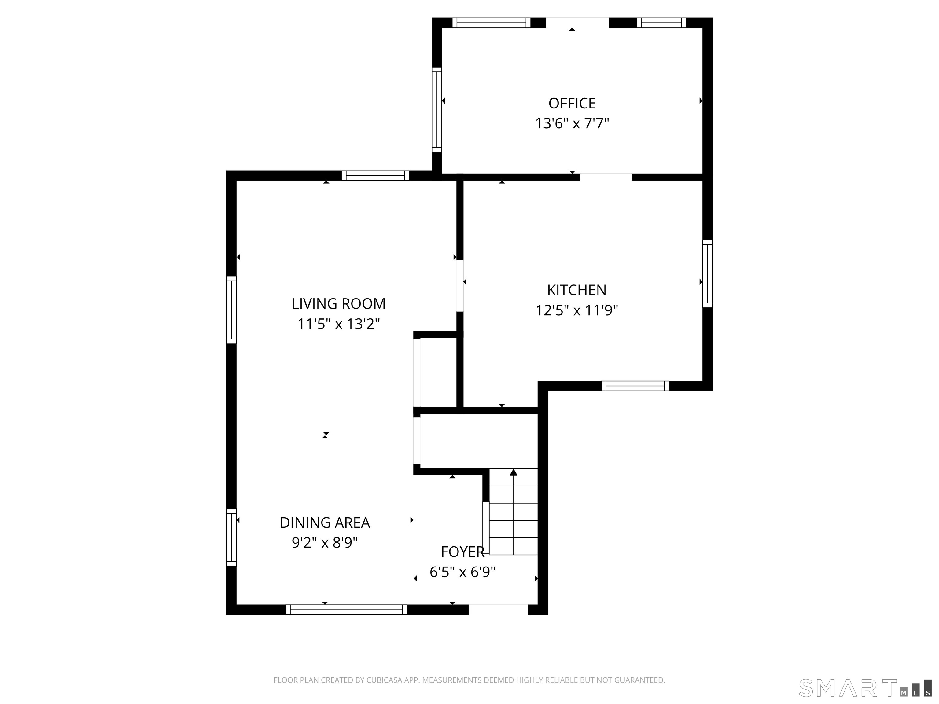 510 Reef Road Fairfield, CT 06824 - Photo 31 of 31 a picture of floor with lots of white walls