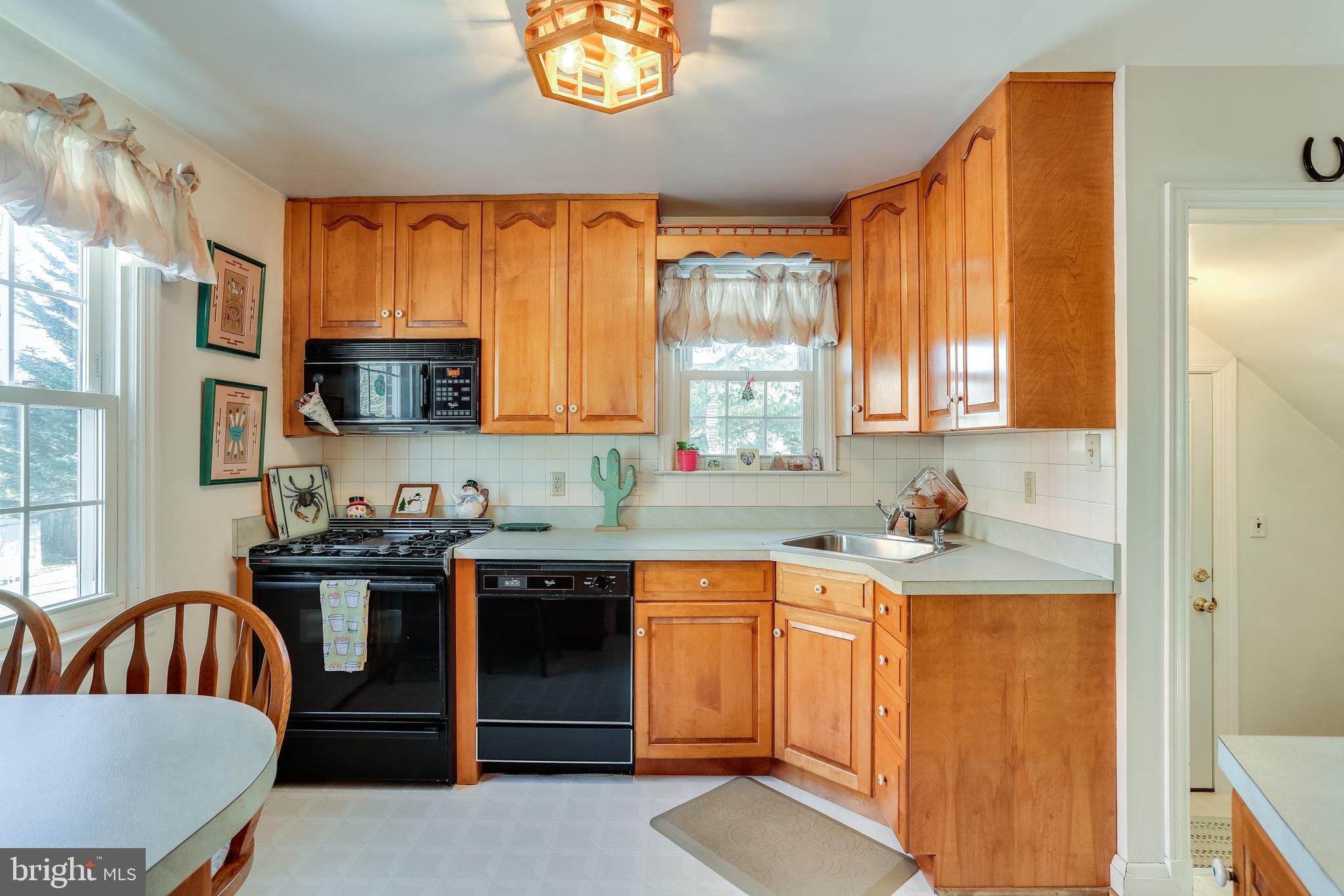 31 Dunmore Road Baltimore, MD 21228 - Photo 8 of 23 Updated kitchen with plenty of natural light.