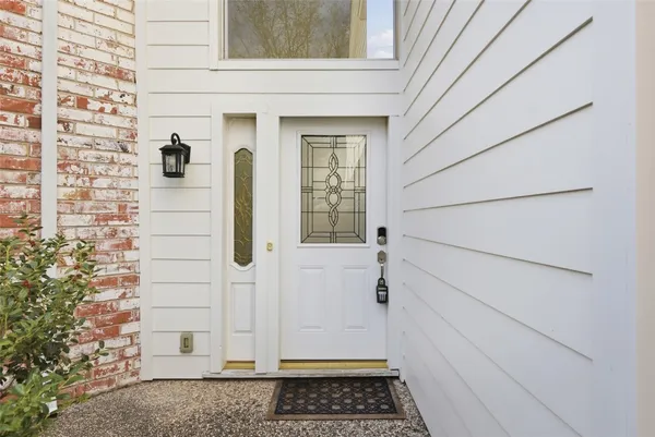 $2,950 | 14210 Briarhills Parkway, Houston, TX 77077