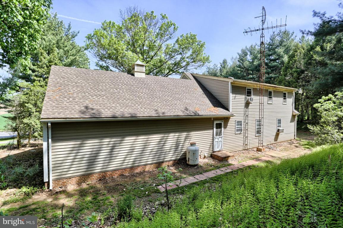 80 Run Valley Road Conestoga, PA 17516 - Photo 7 of 35