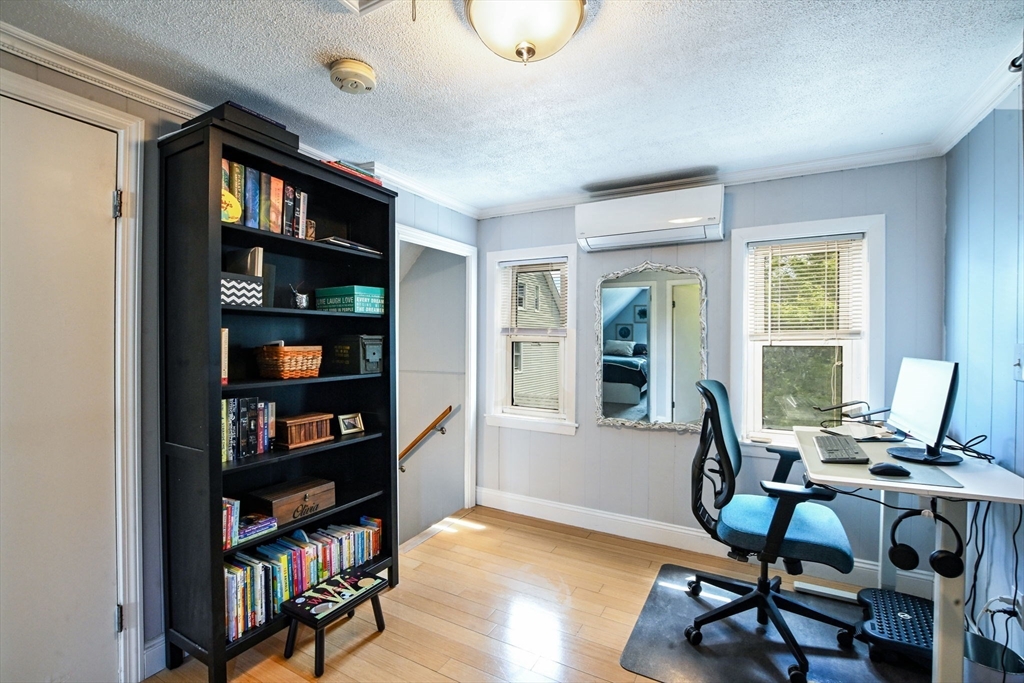 136 Field Street New Bedford, MA 02740 - Photo 12 of 28