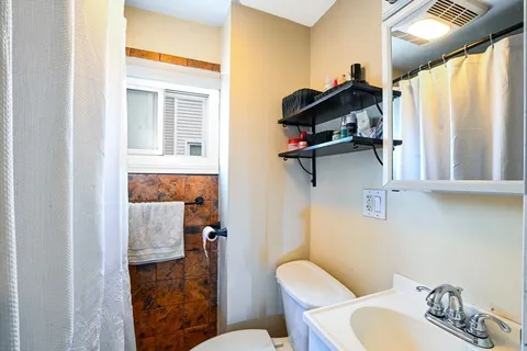 $379,900 | 136 Field Street, New Bedford, MA 02740