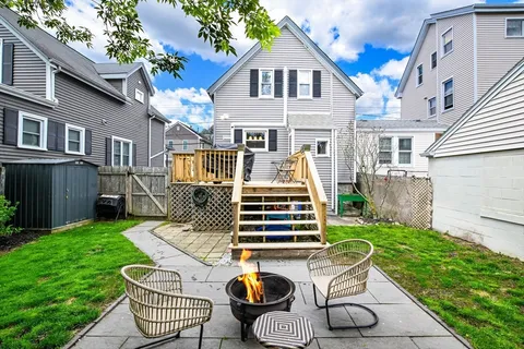$379,900 | 136 Field Street, New Bedford, MA 02740