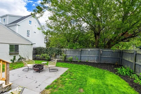 $379,900 | 136 Field Street, New Bedford, MA 02740