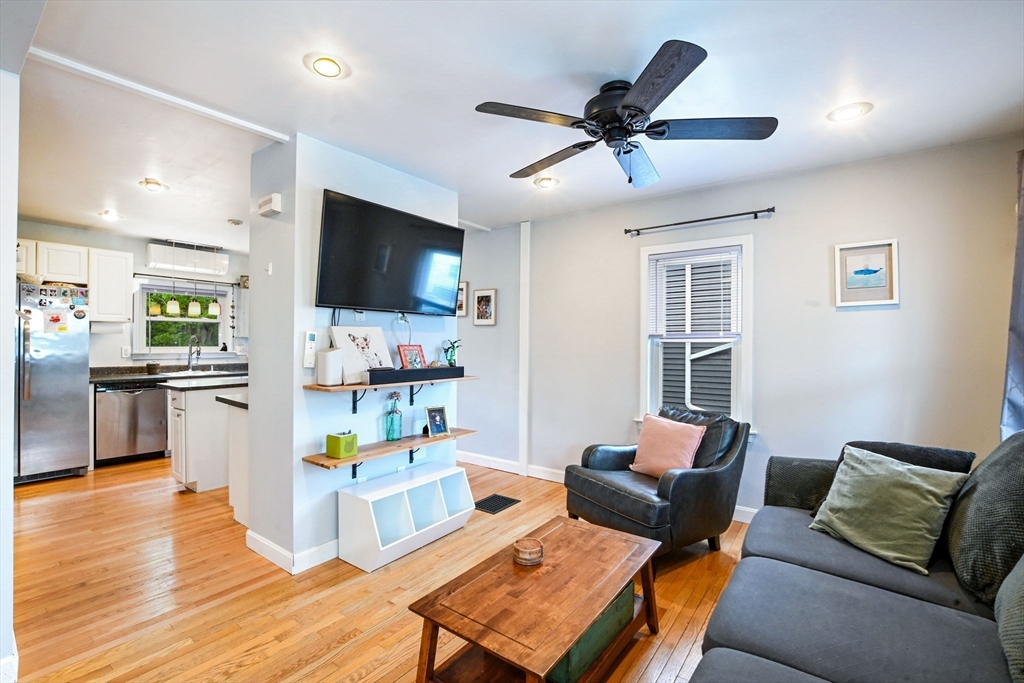 136 Field Street New Bedford, MA 02740 - Photo 5 of 28
