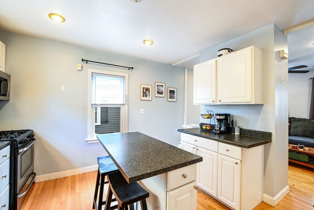 136 Field Street New Bedford, MA 02740 - Photo 9 of 28