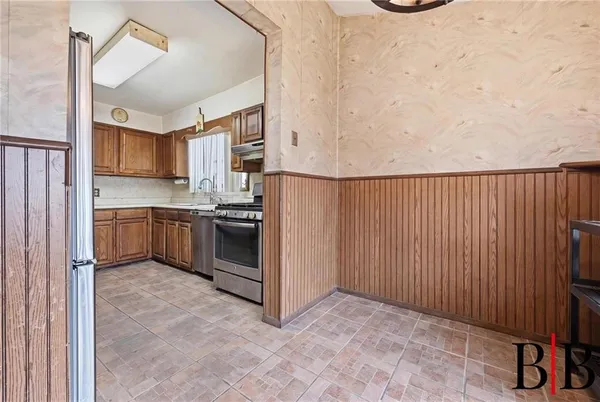 $749,000 | 1650 East 37th Street | Marine Park