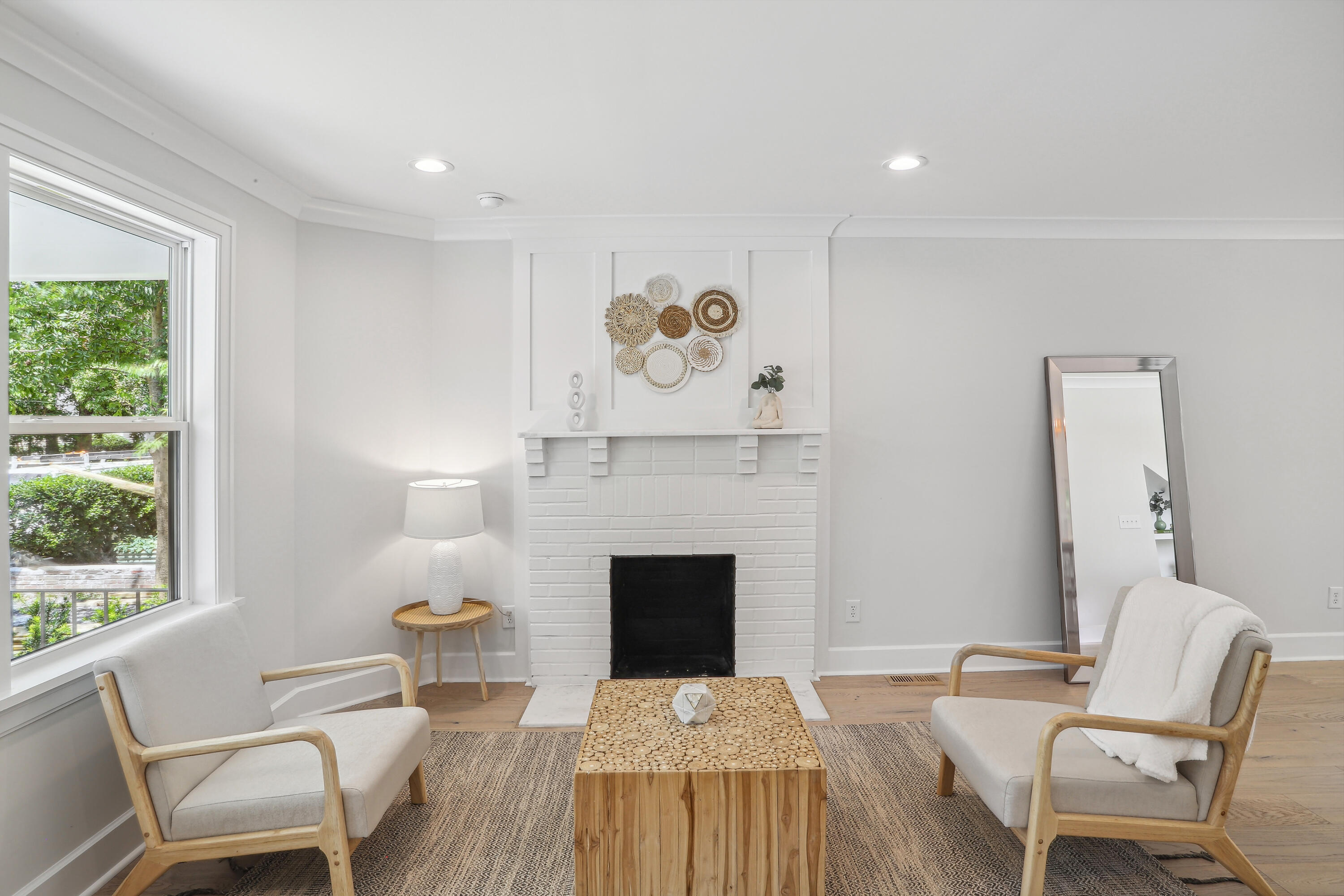 2127 Medway Road Charleston, SC 29412 - Photo 6 of 55 Living Room