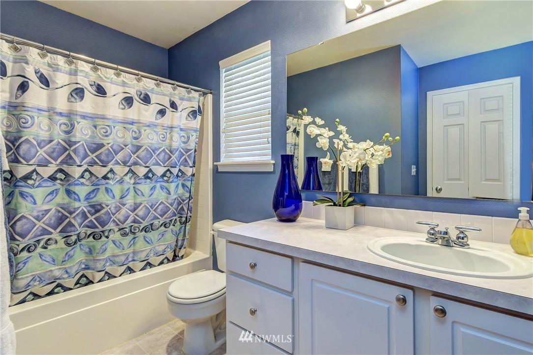 484 Field Place Northeast Renton, WA 98059 - Photo 18 of 22