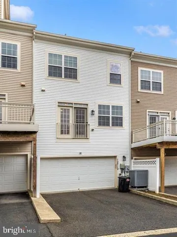 a house view with a outdoor space