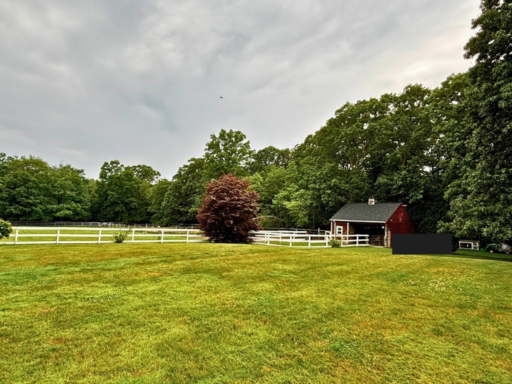 455 Sodom Road Westport, MA 02790 - Photo 5 of 39