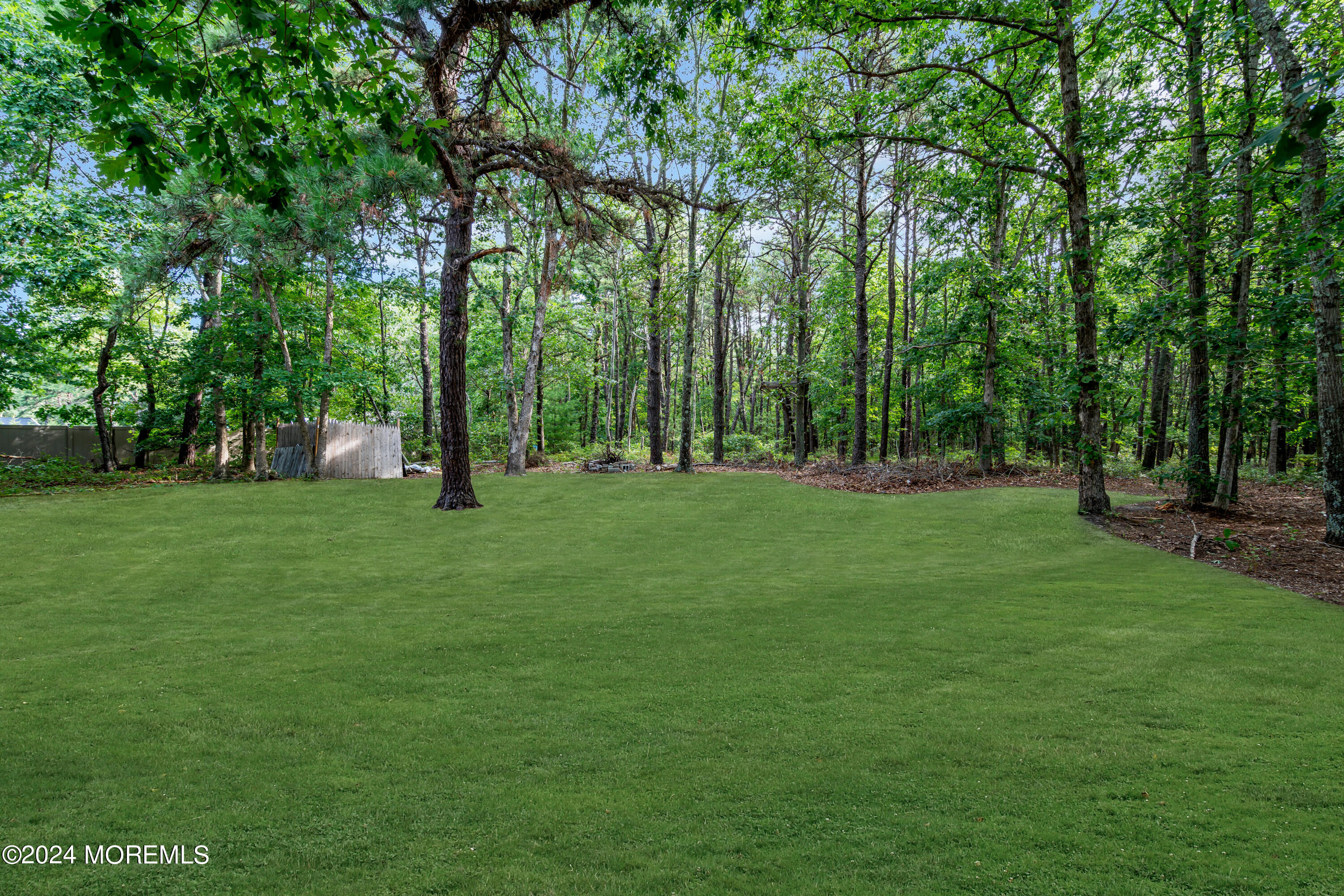 916 West Commodore Boulevard Jackson, NJ 08527 - Photo 28 of 28 dsc08226-1_321