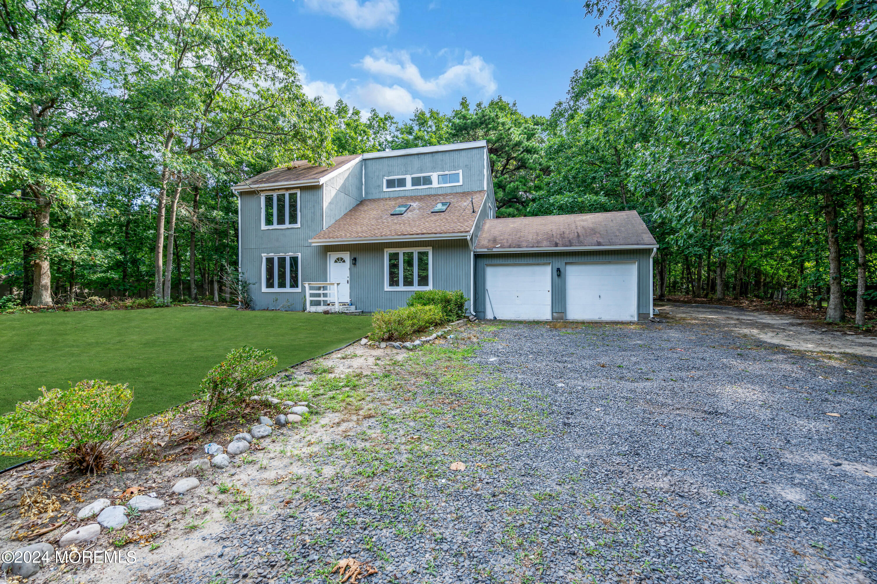 916 West Commodore Boulevard Jackson, NJ 08527 - Photo 3 of 28 dsc08221-1_683