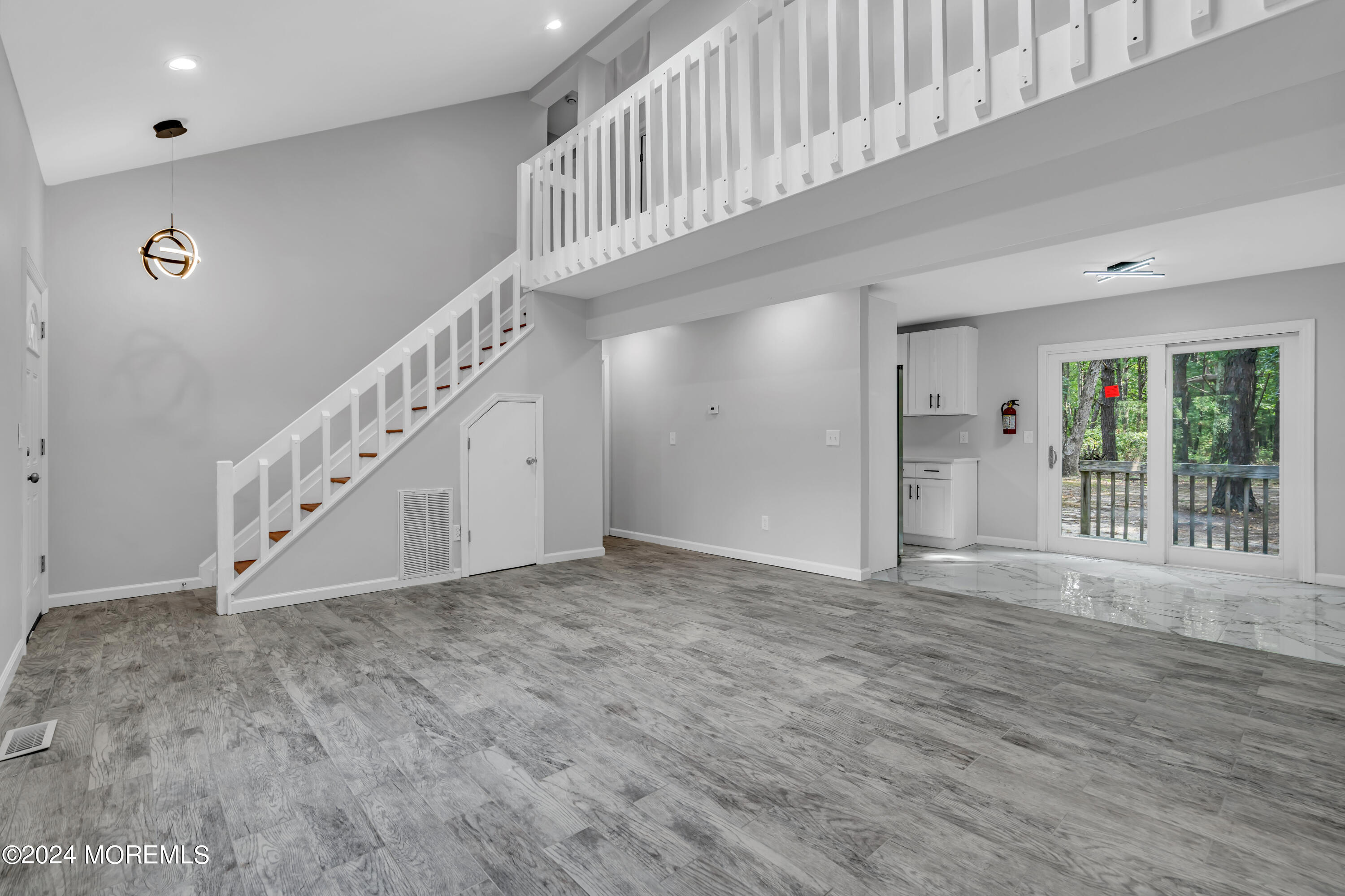 916 West Commodore Boulevard Jackson, NJ 08527 - Photo 6 of 28 dsc08296_731