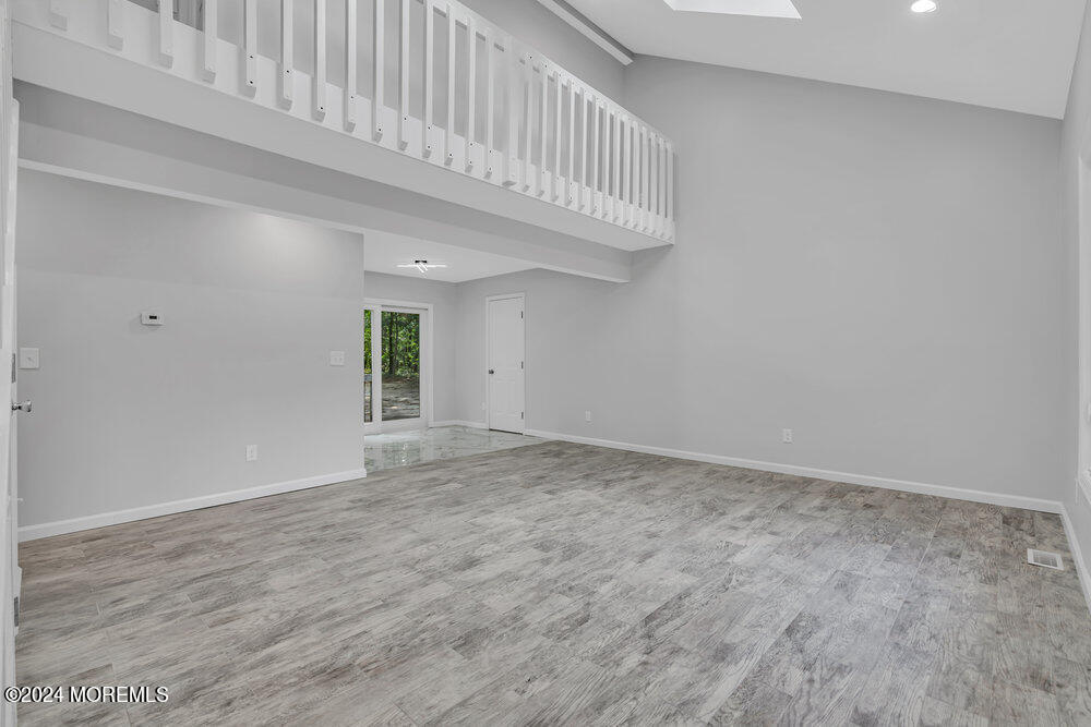916 West Commodore Boulevard Jackson, NJ 08527 - Photo 7 of 28 009_dsc08276_861