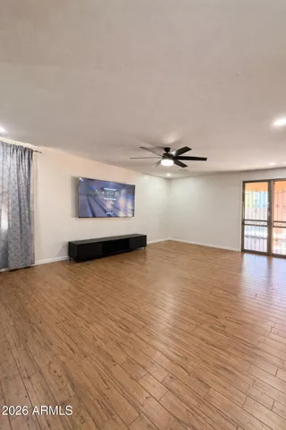 $3,000 | 1906 East Patrick Lane, Phoenix, AZ 85024