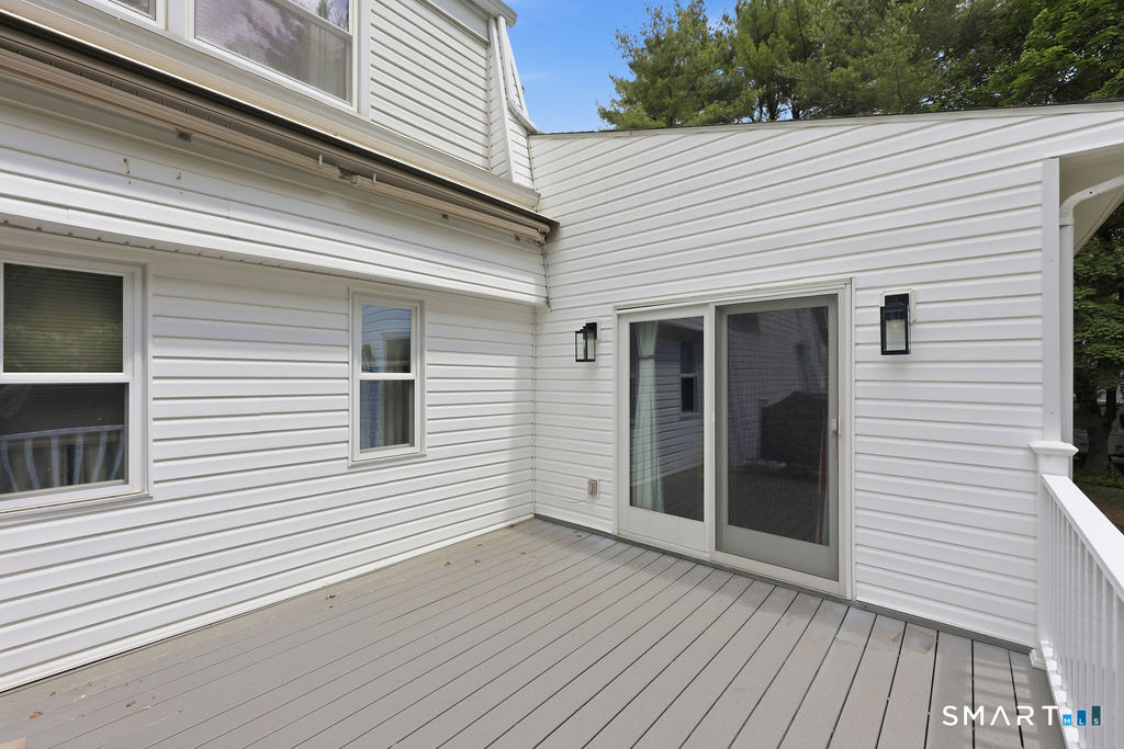36 Banks Road Simsbury, CT 06092 - Photo 7 of 10