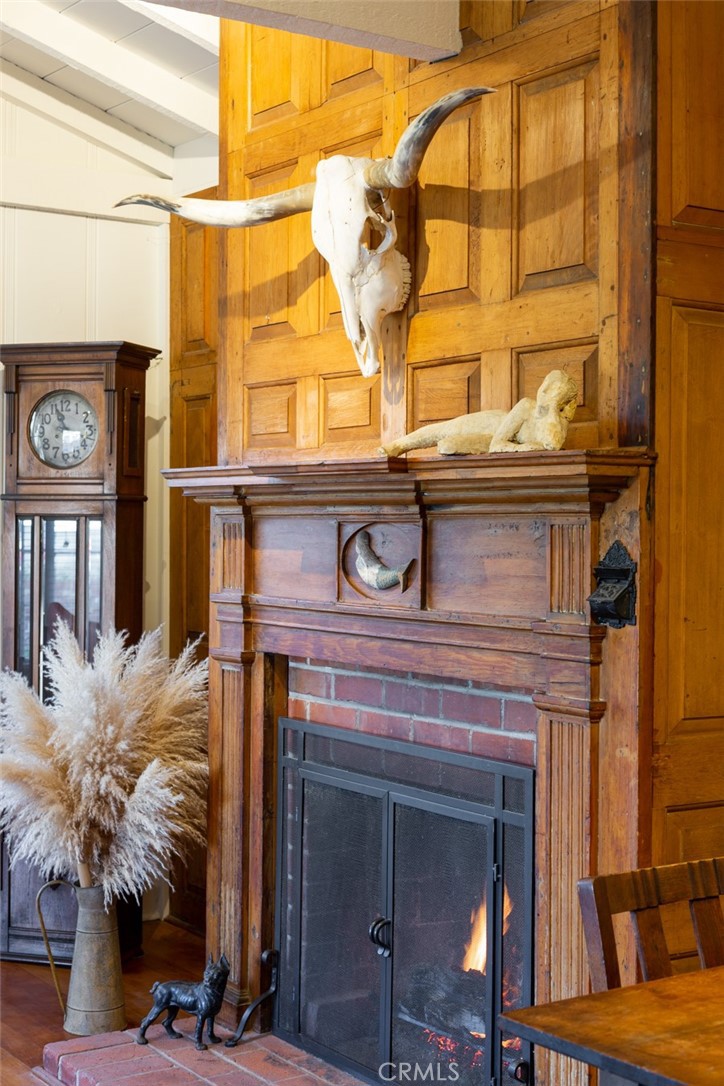 856 Cliff Drive Laguna Beach, CA 92651 - Photo 9 of 28 a view of a entryway with a house