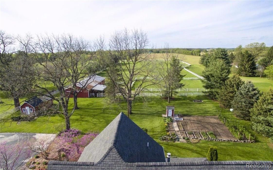 6830 West Liberty Road Ann Arbor, MI 48103 - Photo 53 of 59 53.jpg