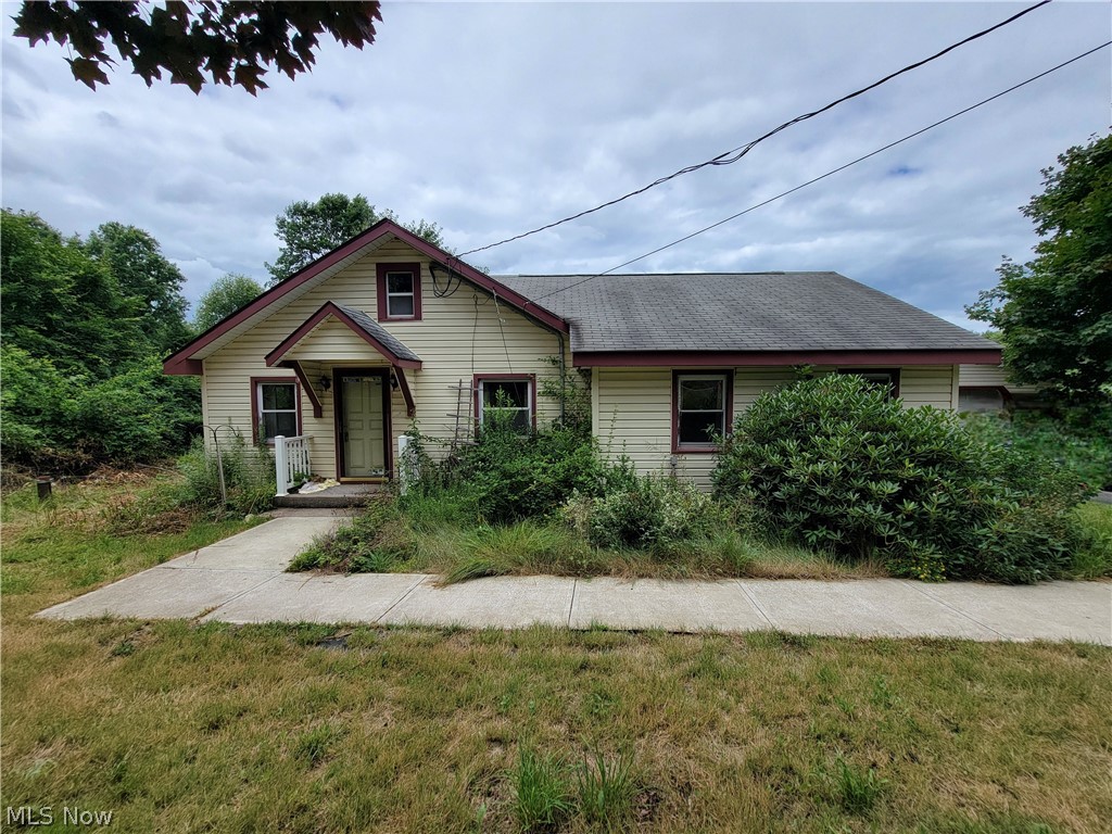 4407 South Ridge Road West Ashtabula, OH 44004 - Photo 2 of 16