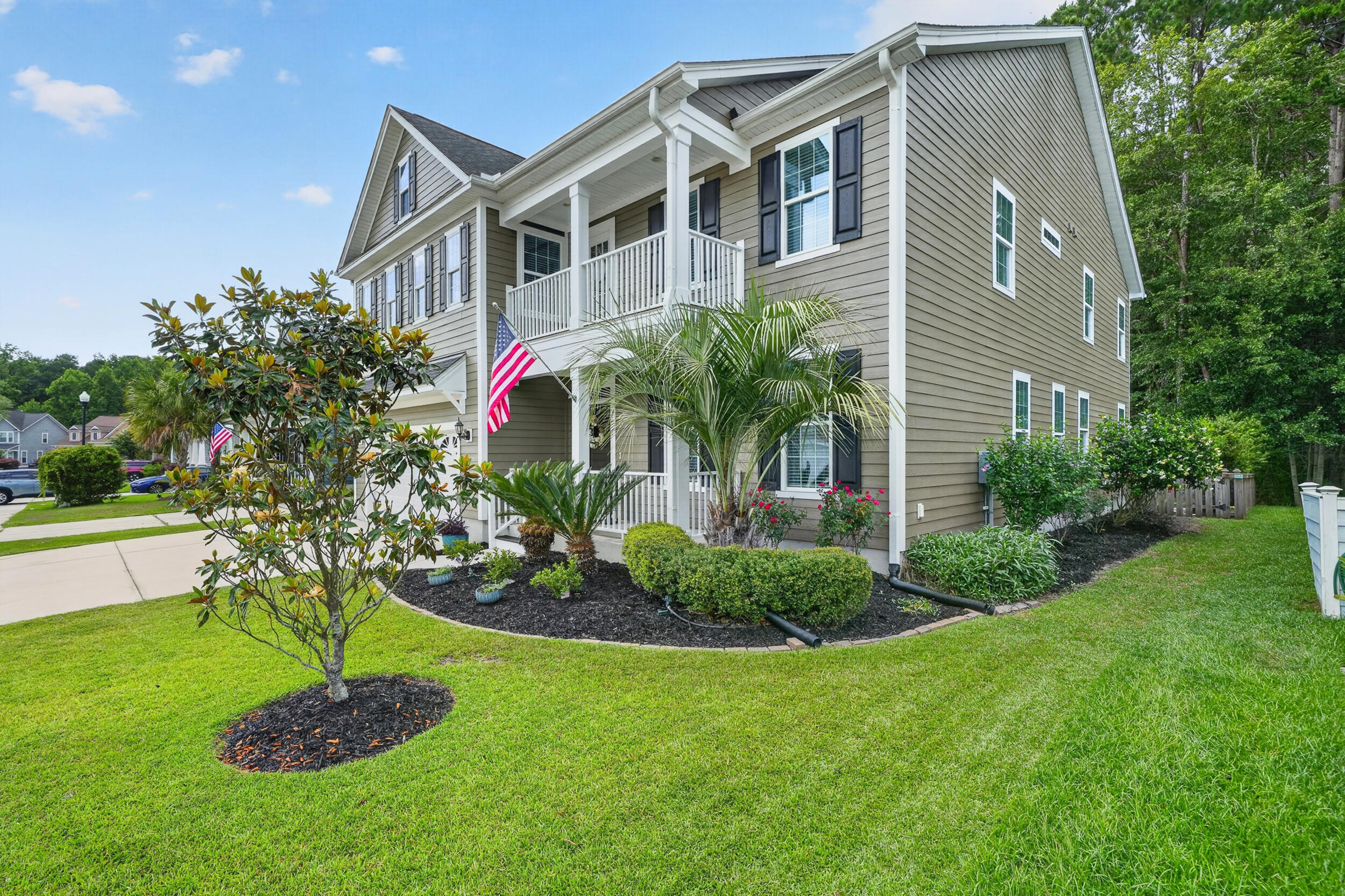 168 Daniels Ridge Drive Summerville, SC 29485 - Photo 2 of 65