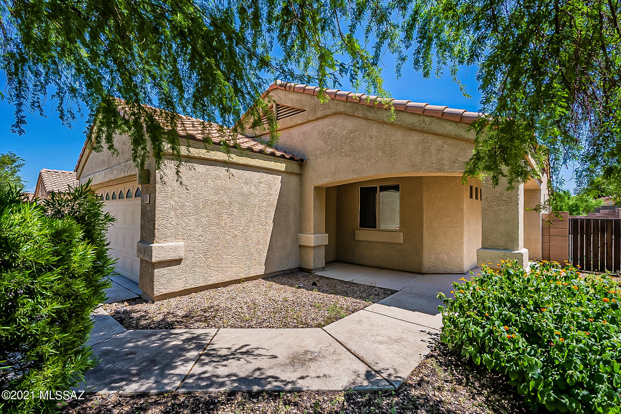 537 South Stone Bench Road Vail, AZ 85641 - Photo 1 of 38 Gallery Image 1