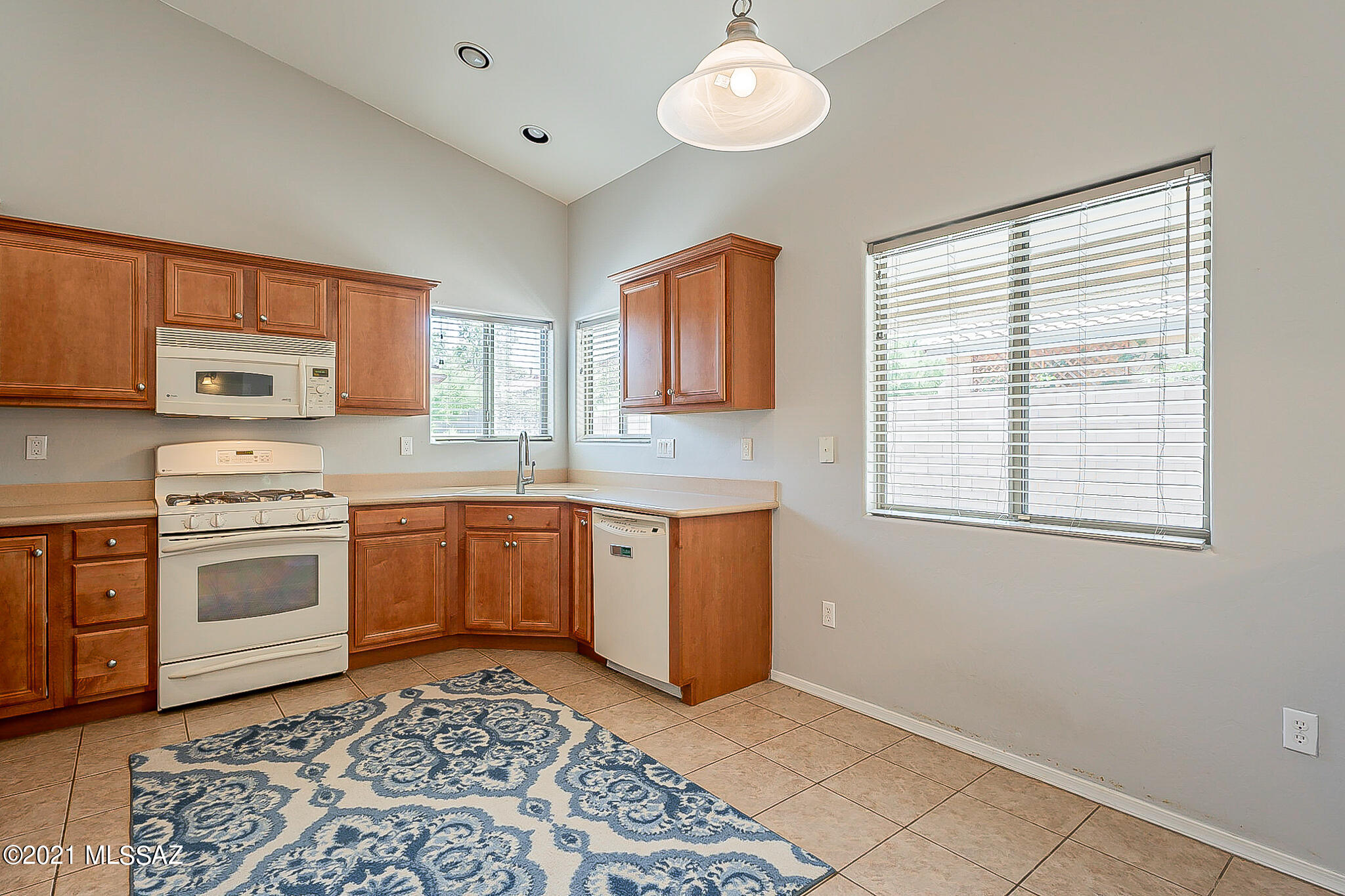 537 South Stone Bench Road Vail, AZ 85641 - Photo 17 of 38 Gallery Image 17