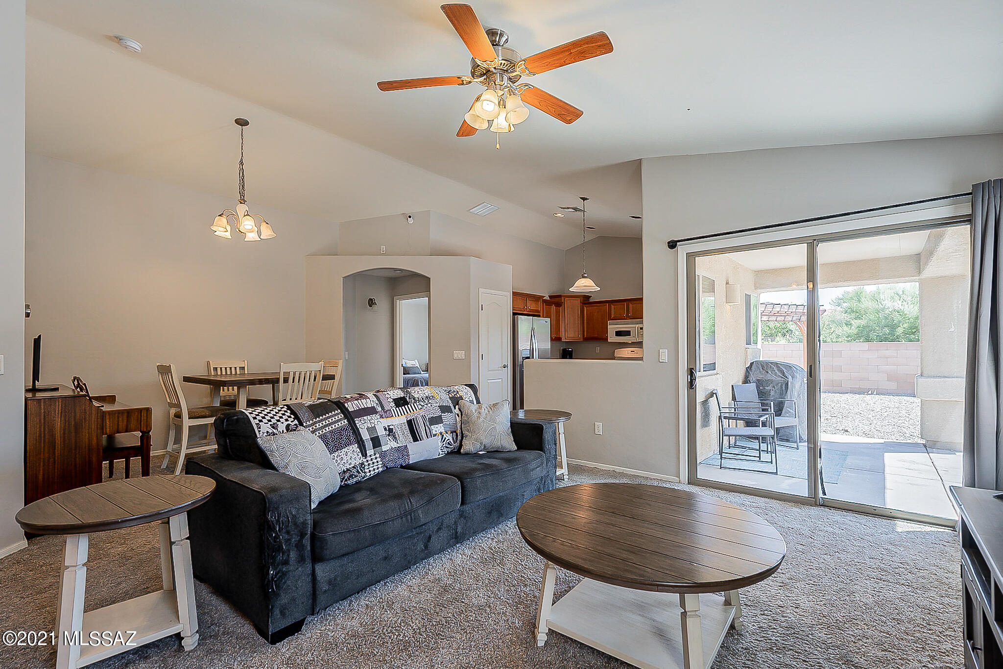 537 South Stone Bench Road Vail, AZ 85641 - Photo 3 of 38 Gallery Image 3