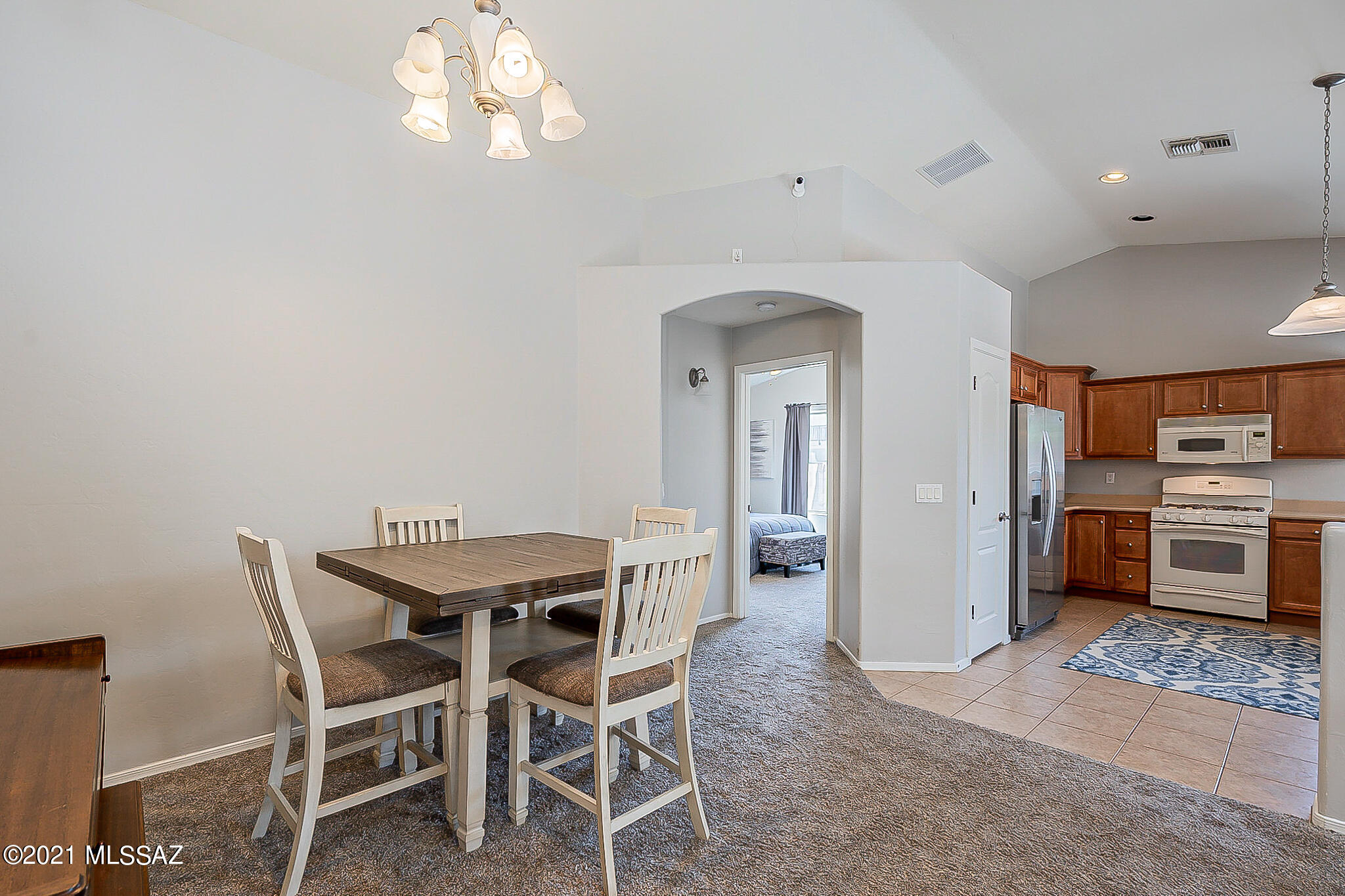 537 South Stone Bench Road Vail, AZ 85641 - Photo 4 of 38 Gallery Image 4
