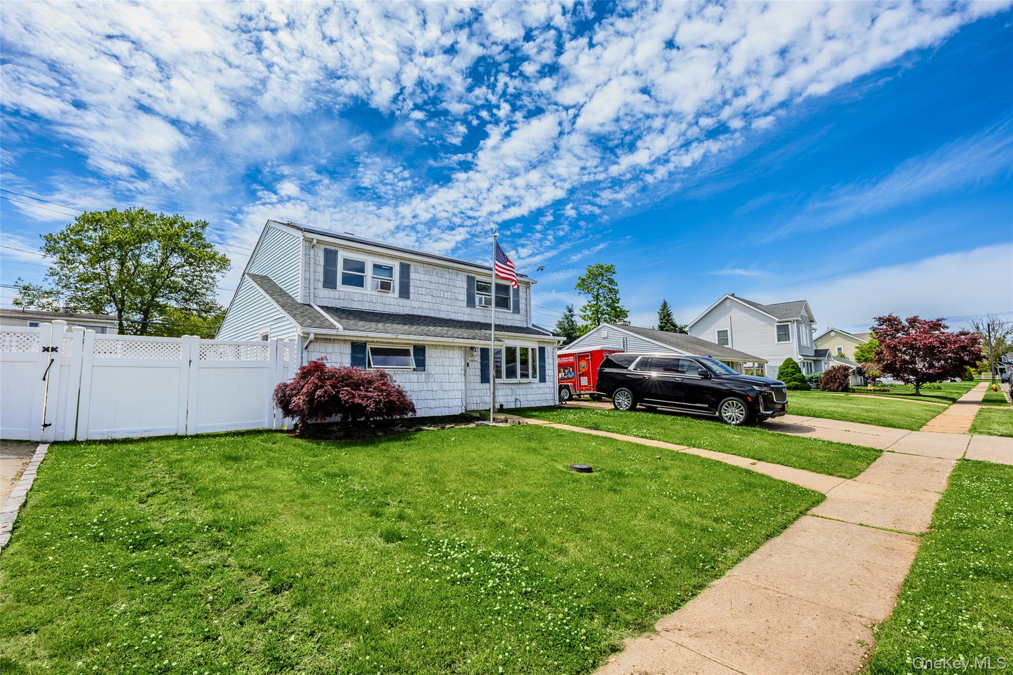 4236 Clarissa Road Bethpage, NY 11714 - Photo 2 of 26