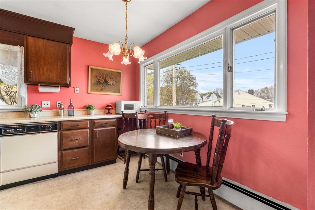 14 Wilson Road Wakefield, MA 01880 - Photo 5 of 22